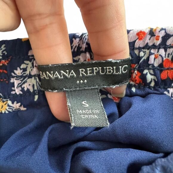 Banana Republic Women's Mini Skirt Size Small Y2k Preppy Floral Girly Prairie - Picture 2 of 6